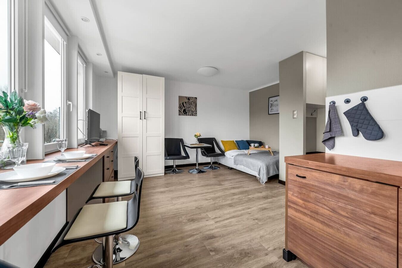 1 chambre, fer et planche à repasser, Wi-Fi gratuit, draps fournis