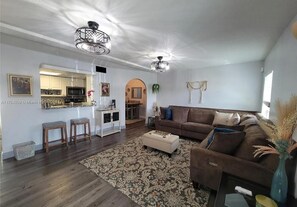 Smart TV, stereo