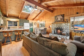 Smart-tv, pejs, kontorer