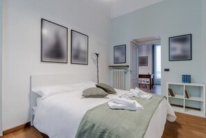2 chambres, fer et planche à repasser, Wi-Fi, literie fournie