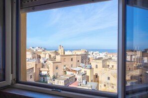 Interior - GuestHost - SeeSealy Central Apartment - Trapani (Trapani)