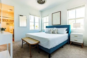 4 bedrooms, desk, iron/ironing board, travel crib