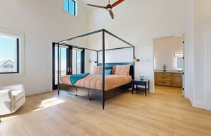 4 Schlafzimmer, kostenloses WLAN, Bettwäsche