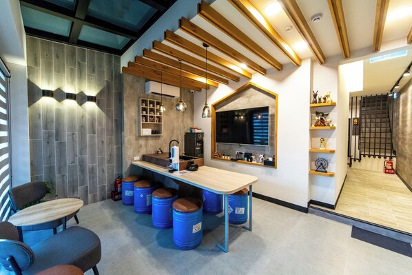 House | Living room | TV