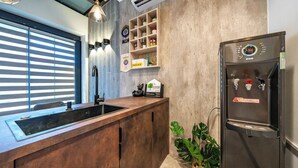 Rumah | Ruang keluarga | TV