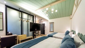 Meja kerja, tempat tidur lipat/tambahan, Wi-Fi gratis, dan seprai linen
