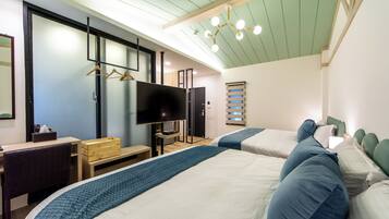 Desk, rollaway beds, free WiFi, bed sheets