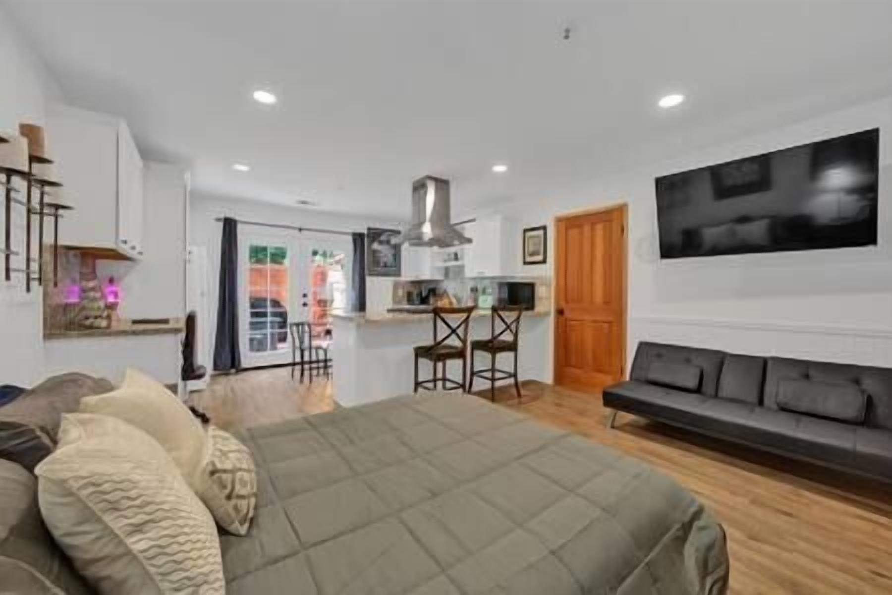 1 quarto, ferros/tábuas de passar roupa, Wi-Fi, roupa de cama