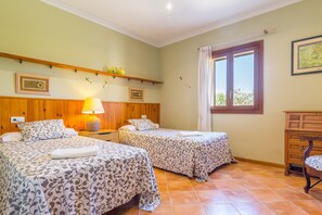 3 bedrooms, Internet, bed sheets