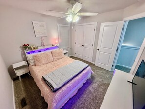 3 quartos, ferros/tábuas de passar roupa, Wi-Fi, roupa de cama