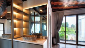 Unclassified image, 5 of 38, button - Jero delod Villa  (Tabanan)