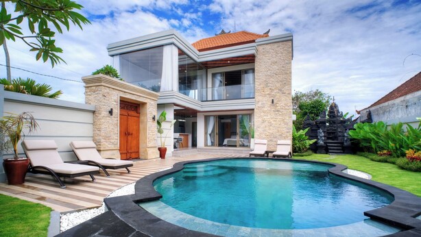 Unclassified image, 1 of 38, button - Jero delod Villa  (Tabanan)