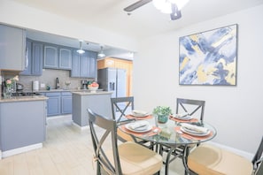 Deluxe House, 3 Bedrooms, Kitchen | In-room dining - Sunnyvale 3B2b Super Big House (Sunnyvale)