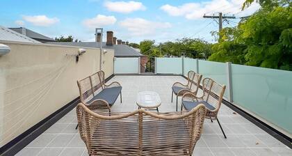 Flemington Escape with private rooftop area