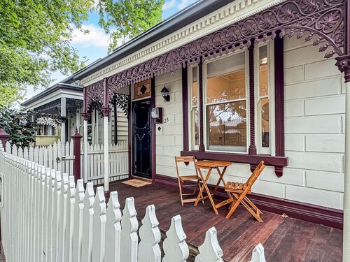 Flemington Escape with private rooftop area