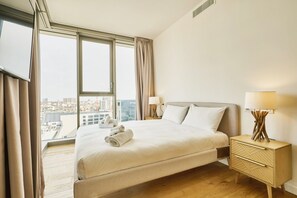 2 slaapkamers, een strijkplank/strijkijzer, wifi, beddengoed