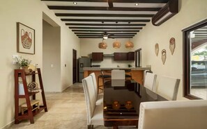 Dining - 3-bedroom villa in charming Tesoco with AC, WiFi. Relax and unwind (Tesoco)
