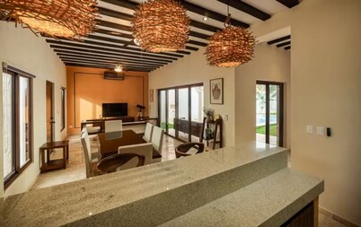 3-bedroom villa in charming Tesoco with AC, WiFi. Relax and unwind