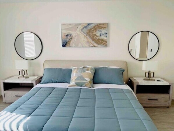 1 bedroom, iron/ironing board, WiFi, bed sheets - Charming Victoria (Naples)