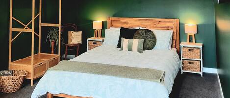 1 Schlafzimmer, Reisekinderbett, kostenloses WLAN, Bettwäsche