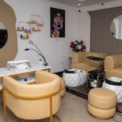 Steam room, Turkish bath/hammam, hydrotherapy, hot stone massages