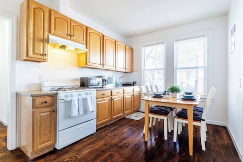 NYC-Bound 2BR w/ FREE Parking & Pets Welcome