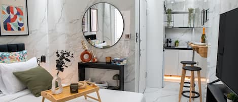 1 Schlafzimmer, Zimmersafe, Bügeleisen/Bügelbrett