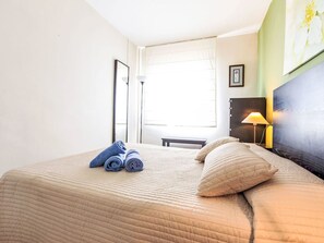 2 bedrooms