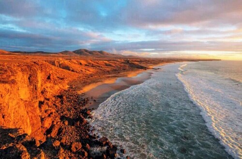 Lajares Villa-Sleeps 6-Free Parking-Playground