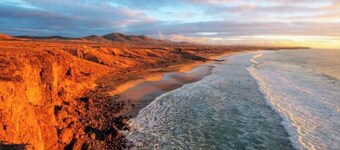 Lajares Villa-Sleeps 6-Free Parking-Playground