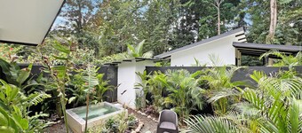 Casa Margarita - POOL, AC, Kitchenette, Queen Bed, Yoga