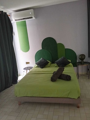1 室のベッドルーム、WiFi、ベッドシーツ