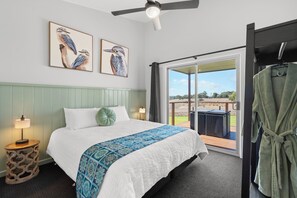 2 bedrooms, iron/ironing board, free WiFi, bed sheets - Cabin 1 - Razorback Road Retreat (Kangarilla)