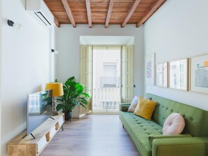 TV - Balcones de Ollerías (Málaga)