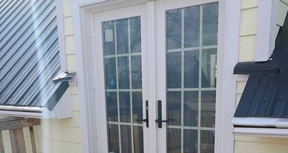 Charming 2-bedroom farmhouse upper level in peaceful Saint Croix Falls