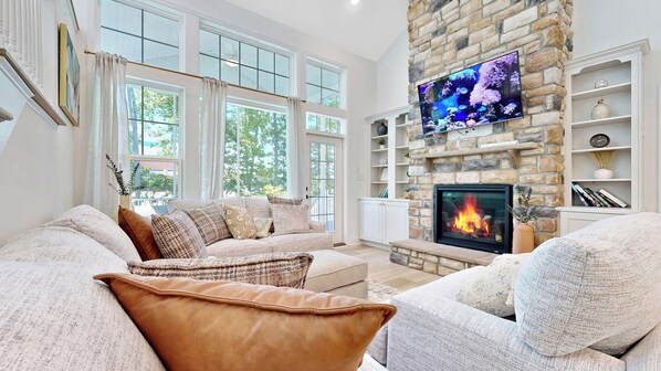 Smart-TV, Kamin, Tischfußball