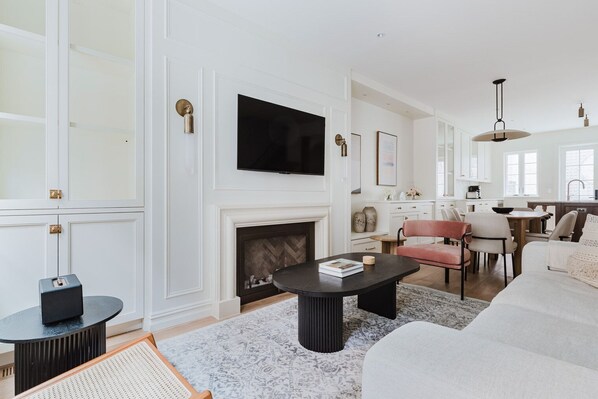 Televisión y estéreo 