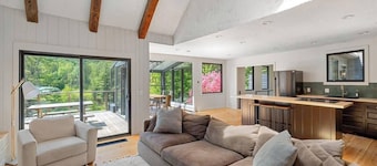 Best Location! Mountain Retreat on 7 Acres w/ Pond