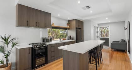 Cabin 2 - Razorback Road Retreat