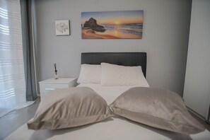 3 slaapkamers, een bureau, gratis wifi, beddengoed