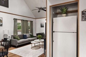 Télévision, cheminée