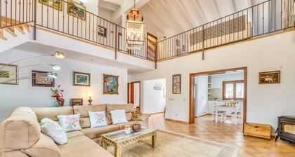 Traditional Finca in Mallorcan Countryside