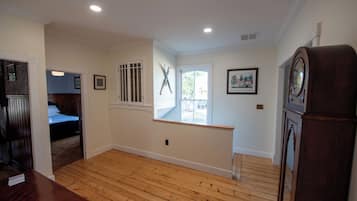 2 quartos, escrivaninha, Wi-Fi de cortesia, roupa de cama