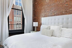 4 dormitorios, tabla de planchar con plancha, wifi y ropa de cama