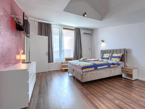 3 bedrooms, Internet