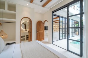Luxury Villa, Balcony, Pool View | 3 bedrooms, in-room safe, desk, free WiFi - Casa Mochi (Canggu)
