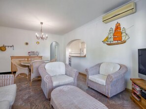 Vila, 6 quartos, terraço | Parte interna