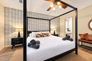 Elegant bedroom with a full bathroom - 7BR Villa w/ Pool, Cinema & Guest House | Tomball (Harris County)