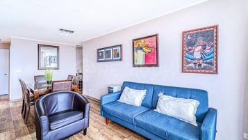 Basic Apartment | Living area | TV
