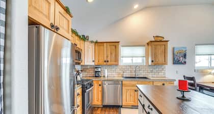Hike, Ski & Explore: Townhome w/ Yard in Fraser!